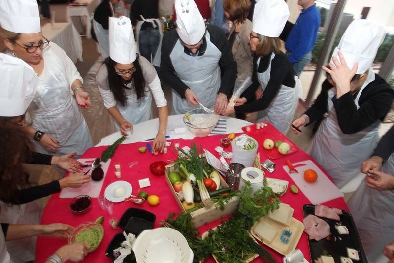 Organisation d’un cours de cuisine pour événements de groupes, en Team Building ou Incentive à Marseille