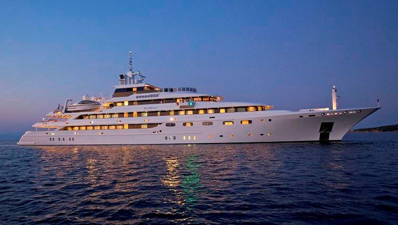 Recherche location de bateau de luxe pour mariage à St Tropez Var