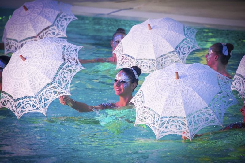 Show aquatique et nage synchronisée pour événementielle à St Tropez