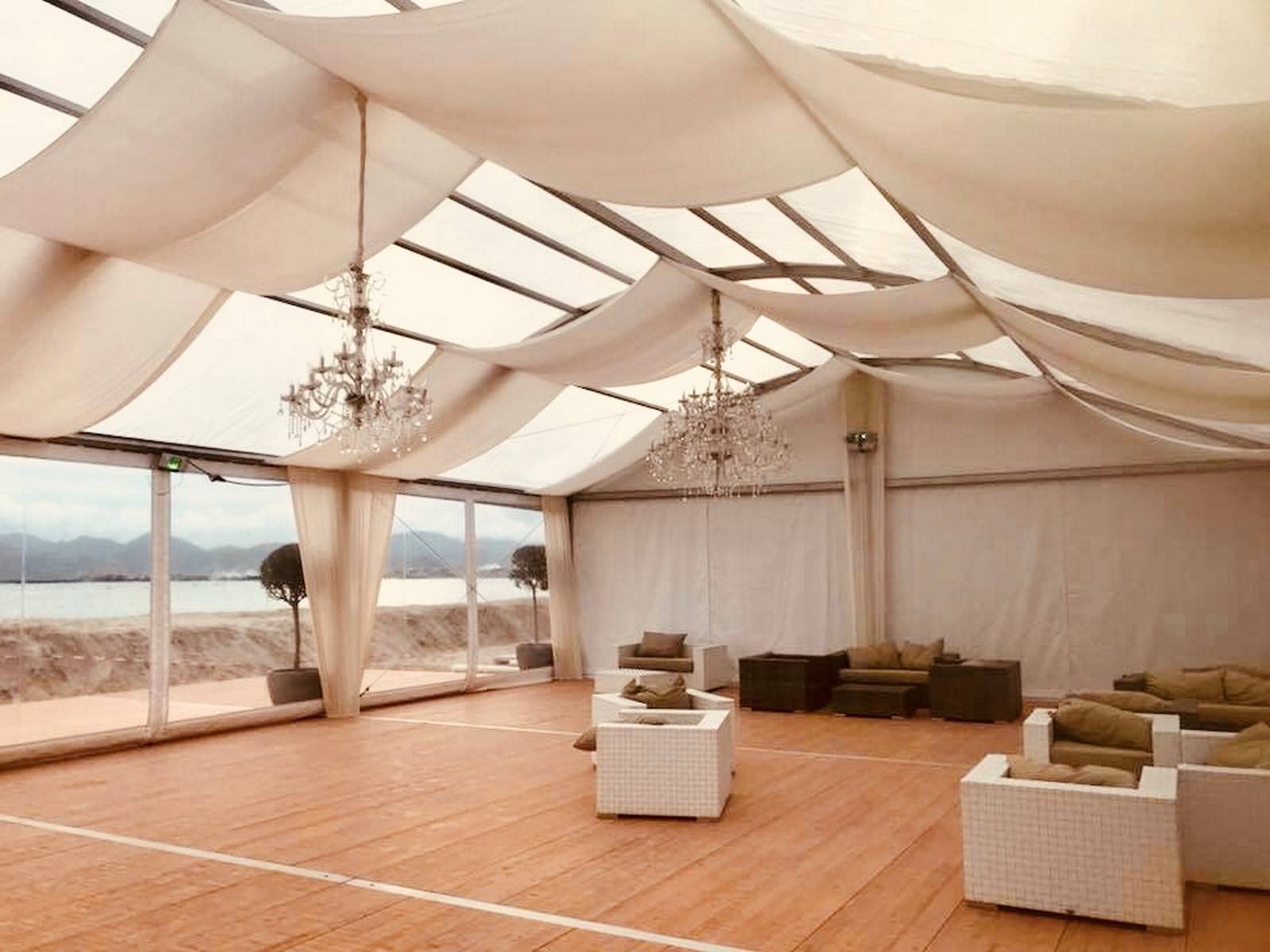 Kip Commotie Luidspreker Eventek location de tente et de chapiteau pour événementiel et mariage à Monaco  Monté Carlo - L'événementiel en Paca