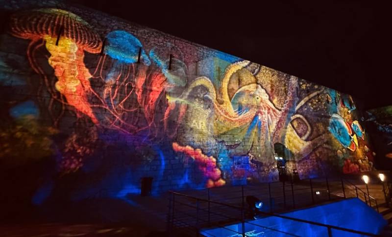 Mapplight : projection de gobos personnalisés pour la création de décors lumineux avec HB Art', votre prestataire technique à Marseille