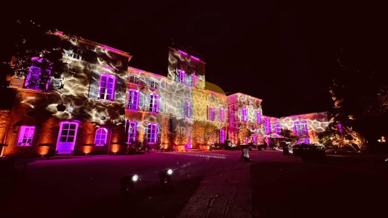 Trouver un prestaire technique son, lumière et vidéo pour évènementiel ou soirée de mariage à Lyon