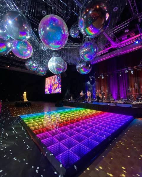 Location et installation de piste de danse led pour vos événements à Nice 