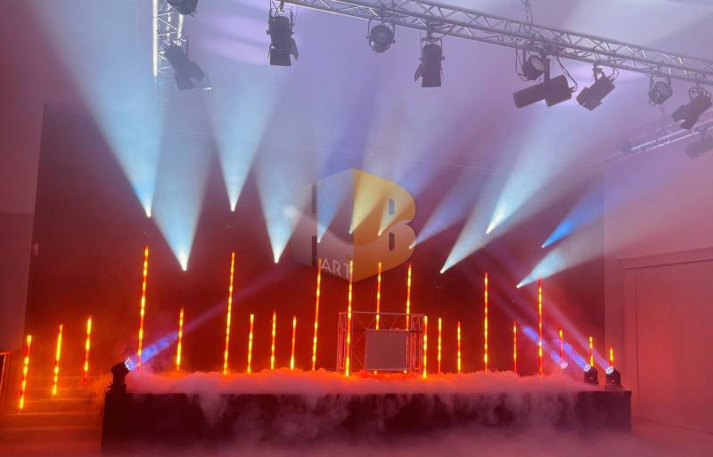 Tube led Hypérion et Titan d'Astera pour la scénographie lumière de votre événement à Monaco Monté Carlo