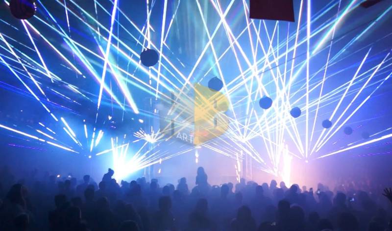 Prestataire technique pour la réalisation d'un show lumineux sur mesure pour votre soirée évènementielle à Lyon