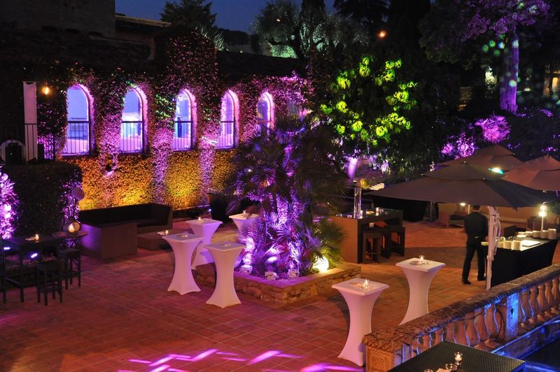 Décoration et mise en lumière pour mariage à Marseille bouches du rhône