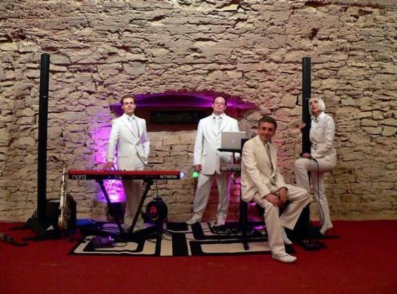 musicien lounge pour animation de cocktail dans le var 83