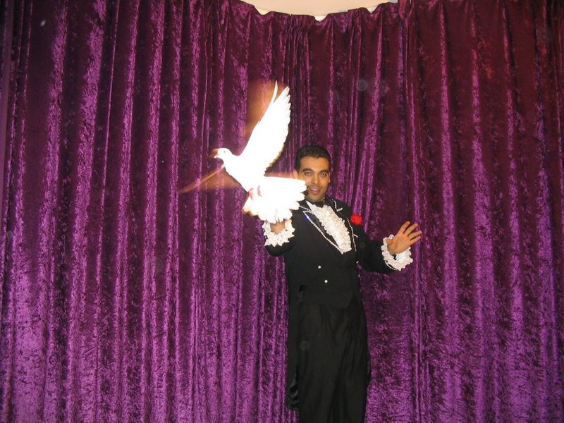 Magicien close up pour événementiel et mariage à Marseille 13