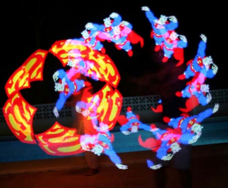 Performer jongleur lumineux pour soirée de mariage à Monaco