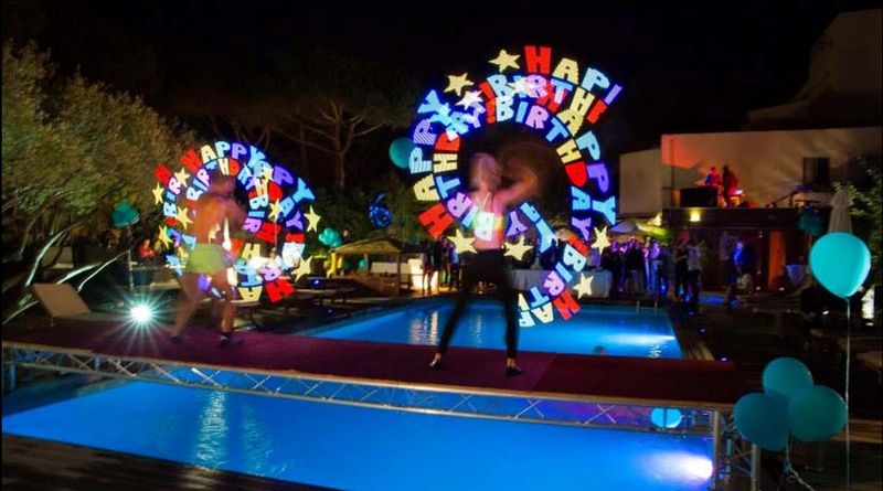 Jongleur performer lumineux pour événementiel à St Tropez