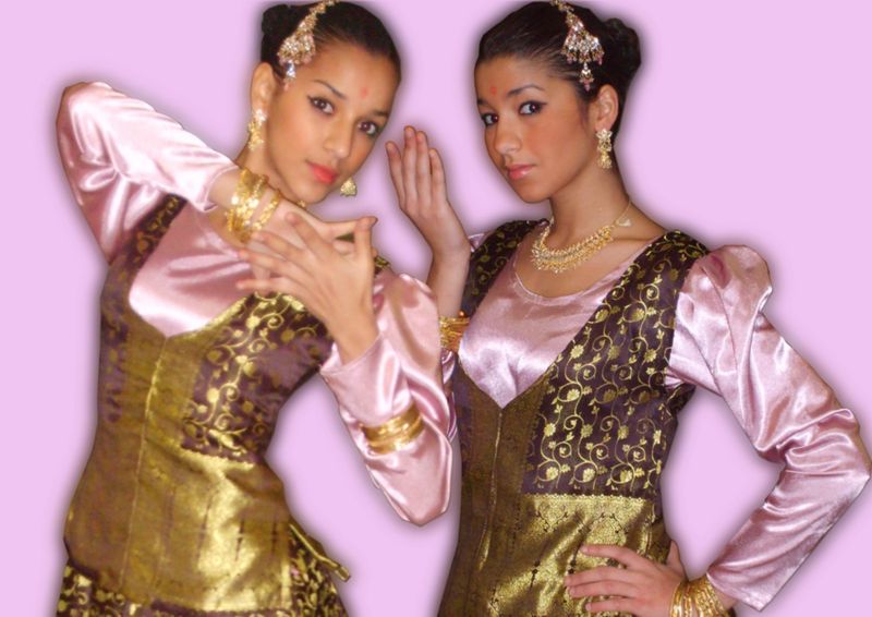 Spectacle de danse indienne pour événementiel et mariage à St Tropez Var